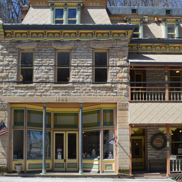 Eureka Springs Historical Museum (Calif House)