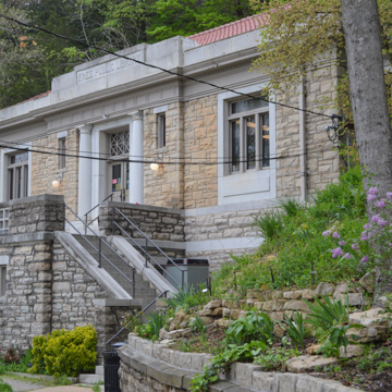 Free Public Library (Carnegie Library)