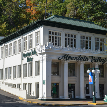Mountain Valley Center (Desoto Mineral Springs Building)