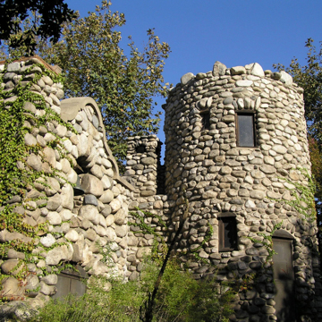 Lummis House
