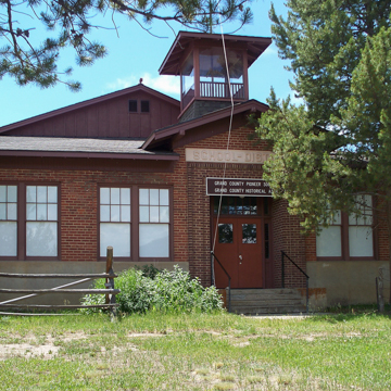 Grand County Museum (Schoolhouse)