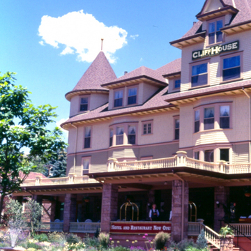 Cliff House Lodge