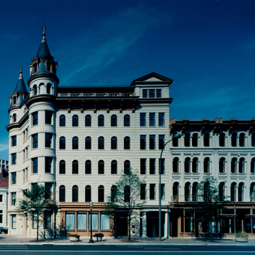 Apex Building