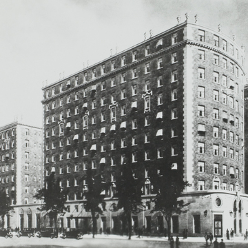 Mayflower Hotel