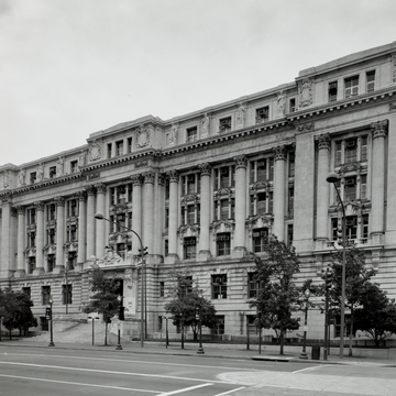 District Building