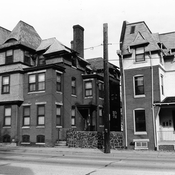 Queen Anne Houses