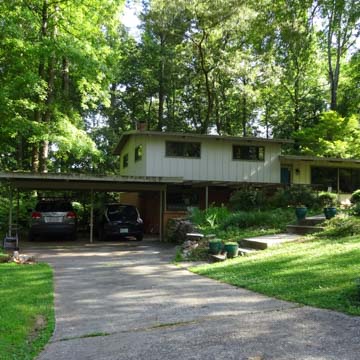 Model 1, 3627 Northlake Dr.