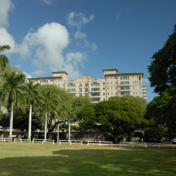 The Courtyards at Punahou