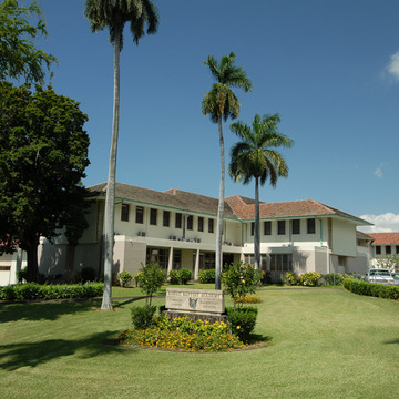 Hawaii Baptist Academy, Sacred Hearts Convent