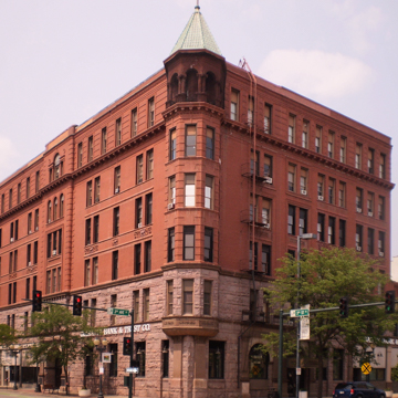 Cedar Rapids Savings Bank Building (now Guaranty Bank and Trust Company)