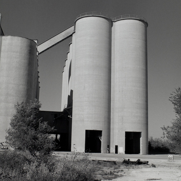Pyramid Cement Company Storage Units