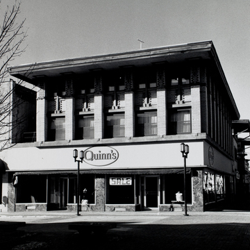 City National Bank / Park Inn (now Eddie Quinn's / Sylvan Learning Center and the Mason City Fountain Center)