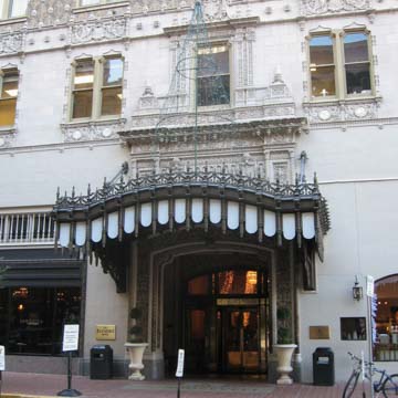 Roosevelt Hotel (Grunewald Hotel)