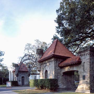 Audubon Place Entrance Lodge and Gates