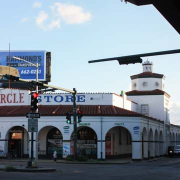 Circle Market (St. Bernard Market)