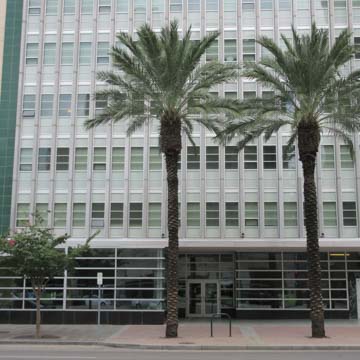 Marais Apartments (Texaco Building)