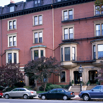 20-36 Commonwealth Avenue