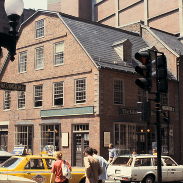 Old Corner Bookstore (Thomas Creese House) (NR) amd Andrew Cunningham House and Shop