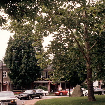 Colonial Inn