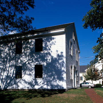 Lynnfield Meetinghouse, with Center Congregational Church