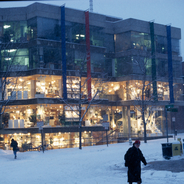 Design Research [now Crate&Barrel]