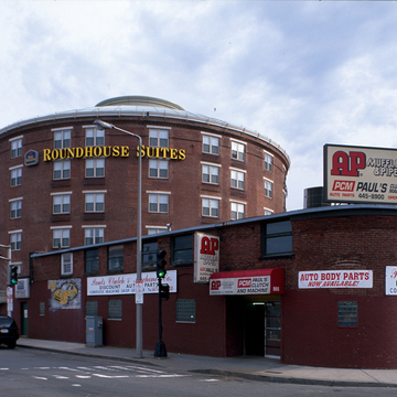 Best Western Hotel (Roxbury Gas Light Company Gasholder)