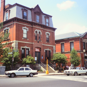 La Alianza Hispana (Police Station No. 9 and Fire Station No.2)