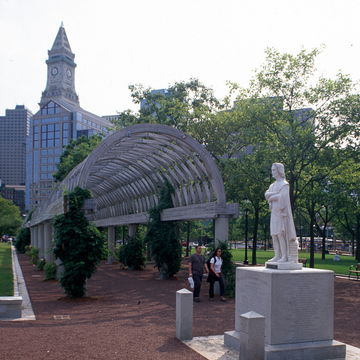 Christopher Columbus Waterfront Park