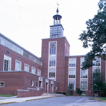 Wellesley High School