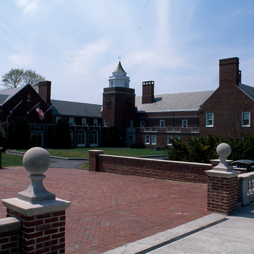 Roxbury Latin School