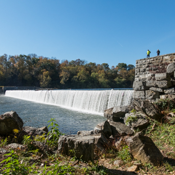 Dam 4