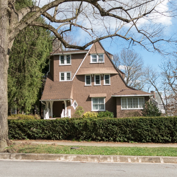 Shingle Style House in Plat 1