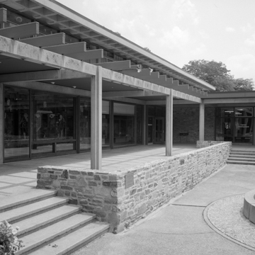 GOUCHER COLLEGE