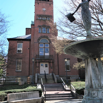 OLD COURTHOUSE HISTORIC DISTRICT