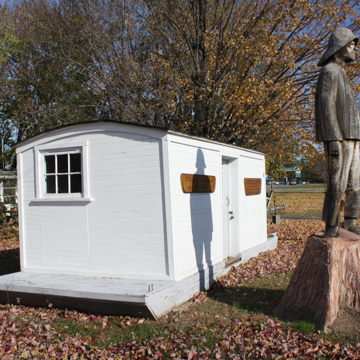 CAPTAIN CARTER’S FISHING SHANTY