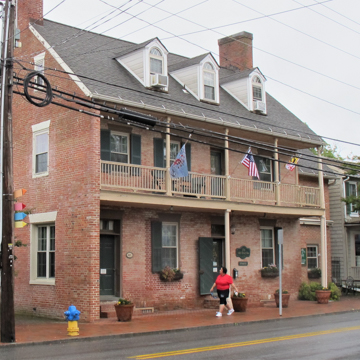THE OLD INN