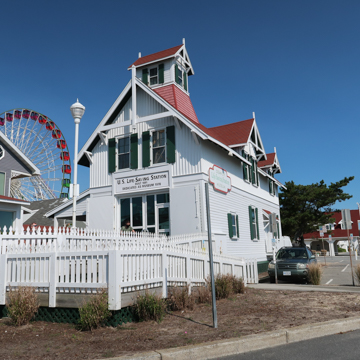 U.S. LIFESAVING STATION MUSEUM AND GUARDHOUSE