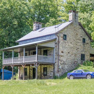 OLD STONE HOUSE