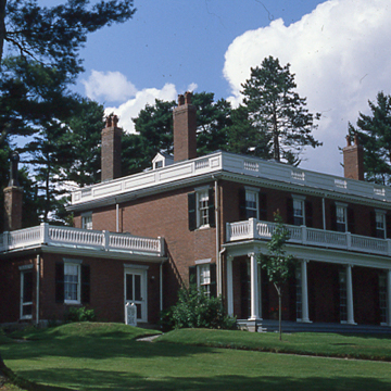 Woodlawn Museum