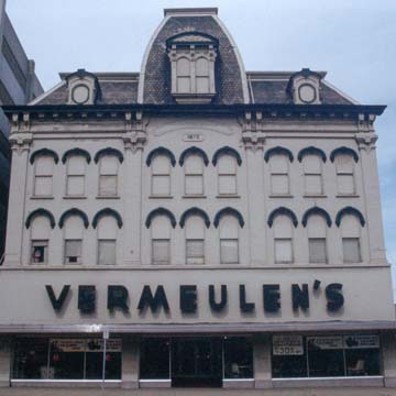 Vermeulen Furniture Company Building (Lawrence and Chapin Iron Works)