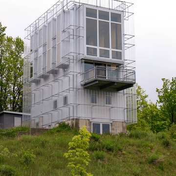 Daniel and Sue Brondyk Vacation House, “Chameleon House”