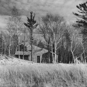 John and Alice Swainson–George and Caroll Whitehead Vacation House