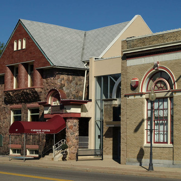 Carnegie Center for the Arts (Three Rivers Public Library) and W. R. Monroe Museum