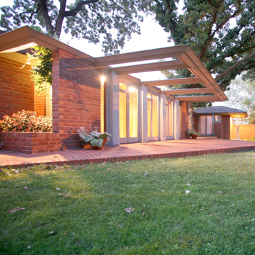 Malcolm and Nancy Willey House