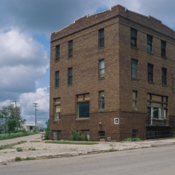Old Irvin Hotel