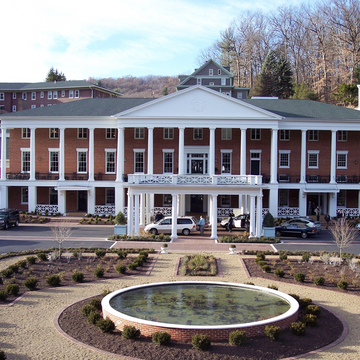 Bedford Springs Hotel