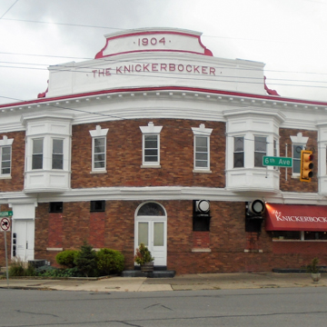 Knickerbocker