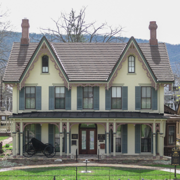 Heisey Museum (John Henderson–Seymour D. Ball House)