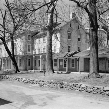 Yellow Springs Inn, Washington Building
