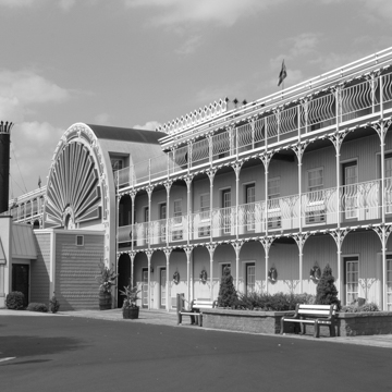 Fulton Steamboat Inn